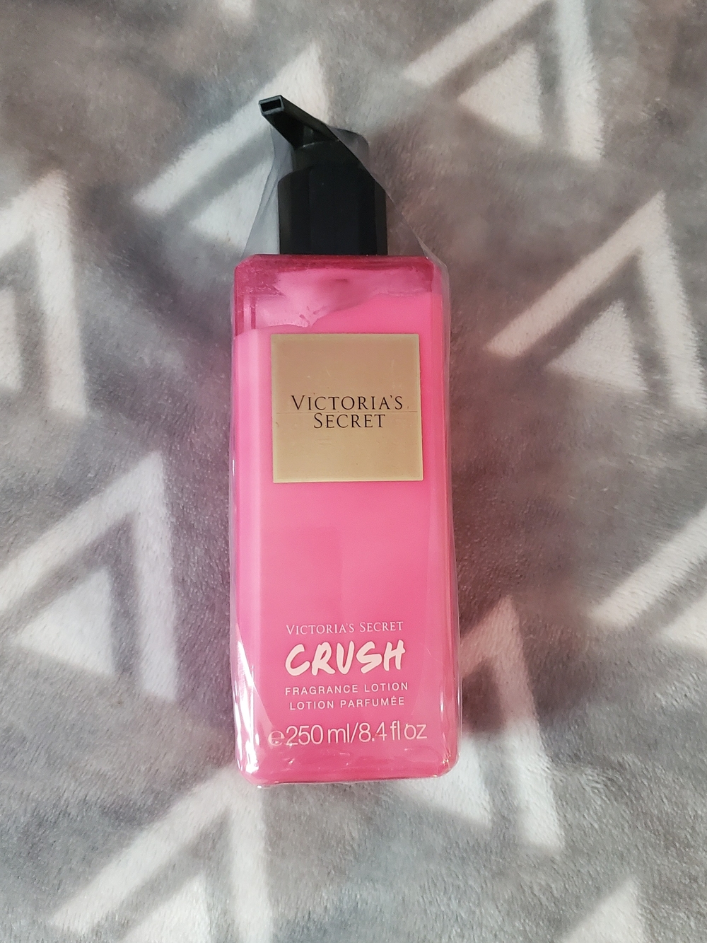 Victoria's Secret Crush Fragrance Lotion - Bright Pink